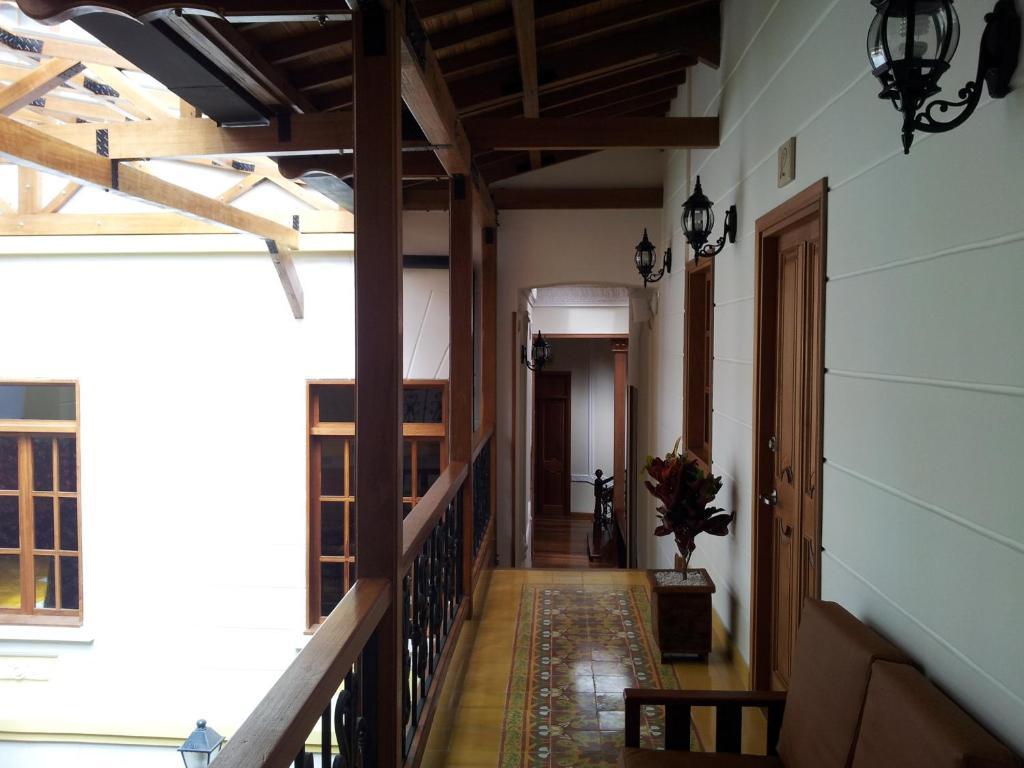 Hotel Santa Lucia Boutique Spa Bogotá Exteriör bild Interior of the house