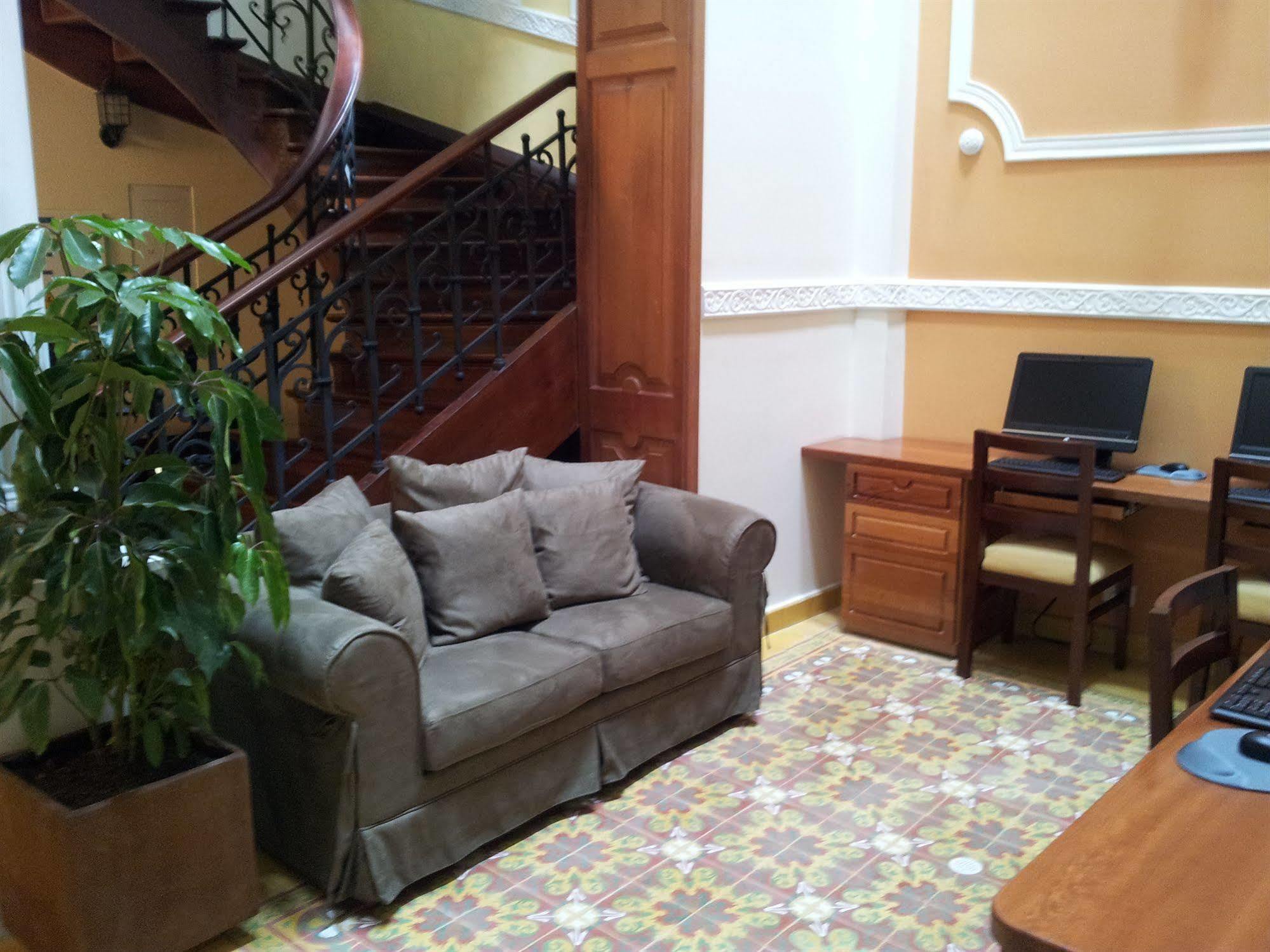 Hotel Santa Lucia Boutique Spa Bogotá Exteriör bild Library